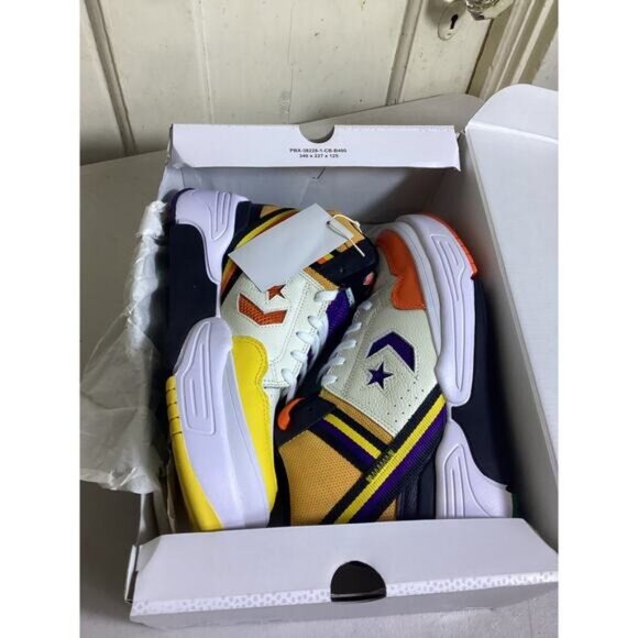 OOs 90s Elenagilbert grunge brother ruggedConverse Men's Basketball Sneaker Boot - Picture 1 of 4